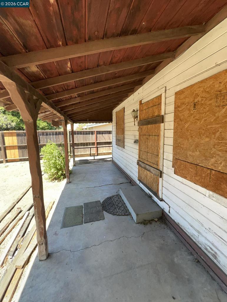 Single Family Residence for sale at 1110 Eureka Lane, Concord, CA featuring 2 beds and 1 bath
