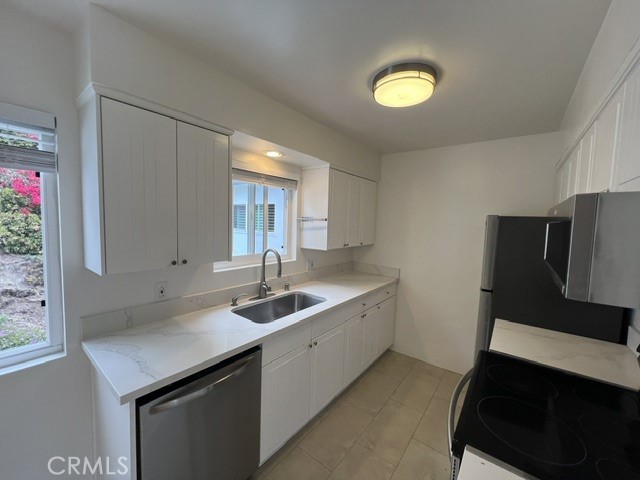 Residential Lease for rent at 603 Griffith, Laguna Beach, Orange County, CA featuring 2 beds and 1 bath