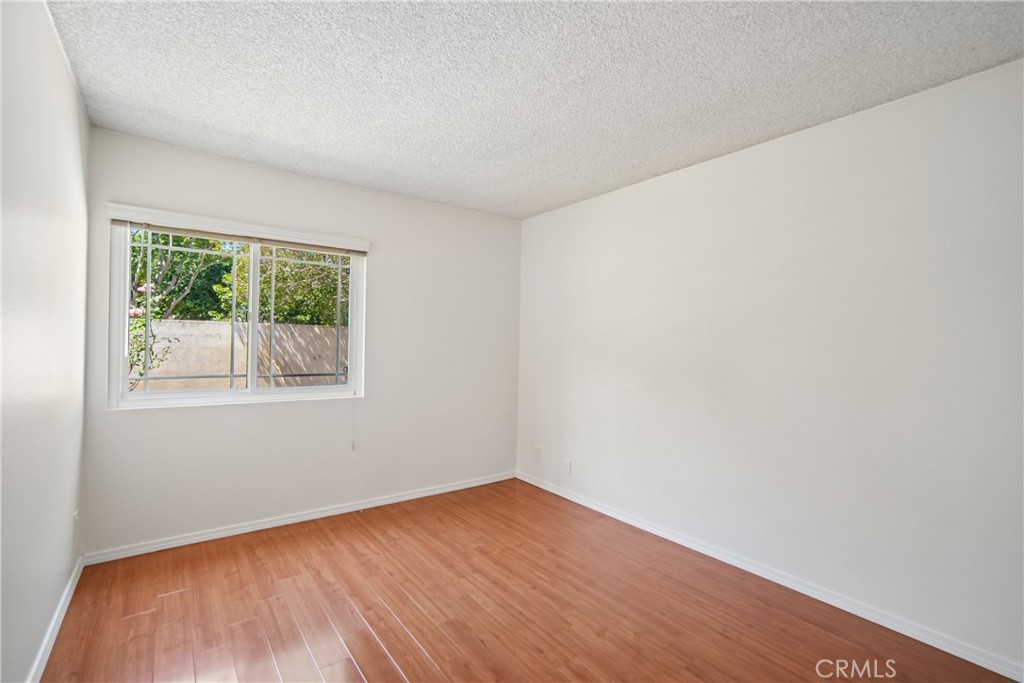 Single Family Residence for sale at 19 Woodrush, Irvine, CA featuring 3 beds and 2 baths