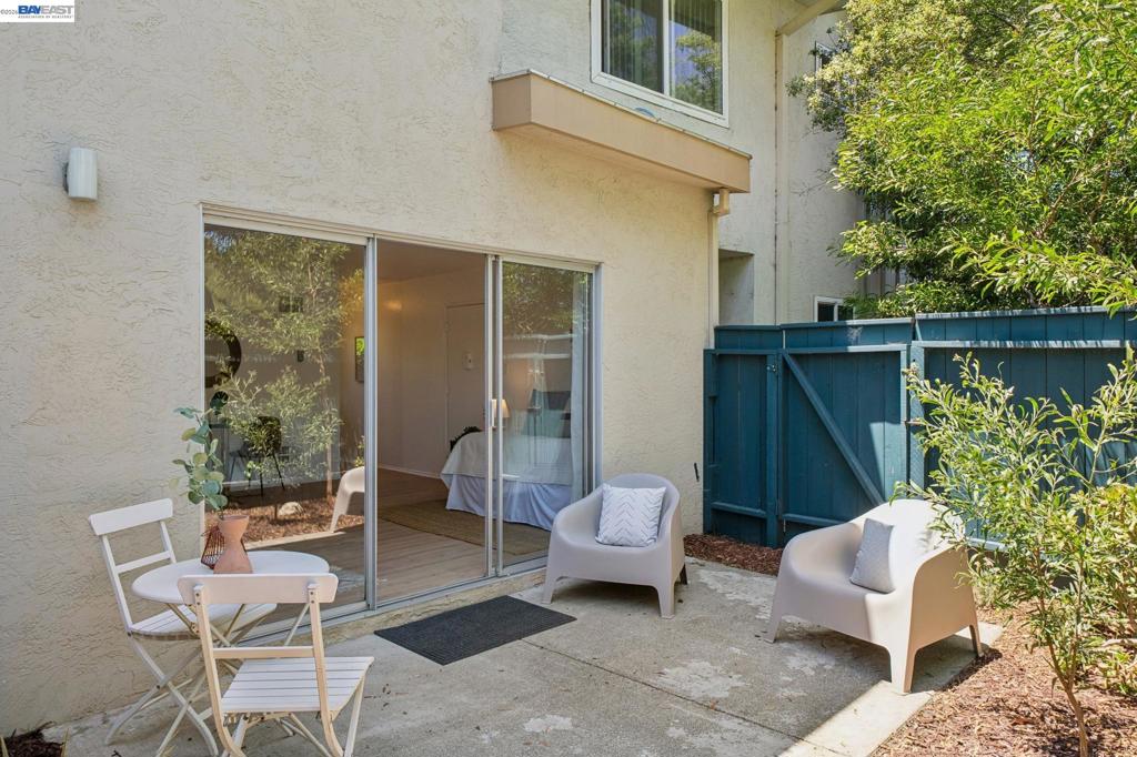 Condominium for sale at 2029 Otis Dr D, Alameda, CA and 1 bath