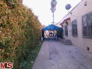 Residential Income for sale at 1424 MEADOWBROOK Avenue, Los Angeles CA