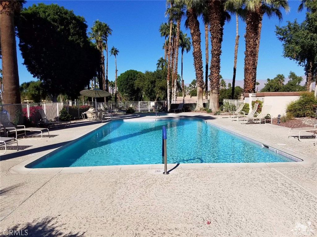 Residential Lease for rent at 76668 Chrysanthemum Way, Palm Desert CA featuring 1 bed and 2 baths