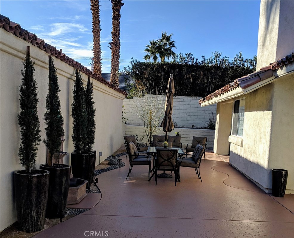 Residential Lease for rent at 43695 Calle Las Brisas W, Palm Desert CA featuring 2 beds and 3 baths