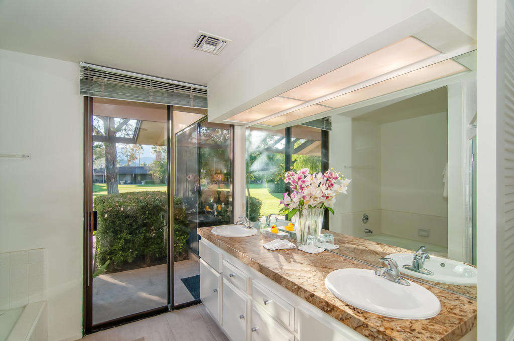 Residential Lease for rent at 11 Wake Forest Court, Rancho Mirage CA featuring 3 beds and 3 baths