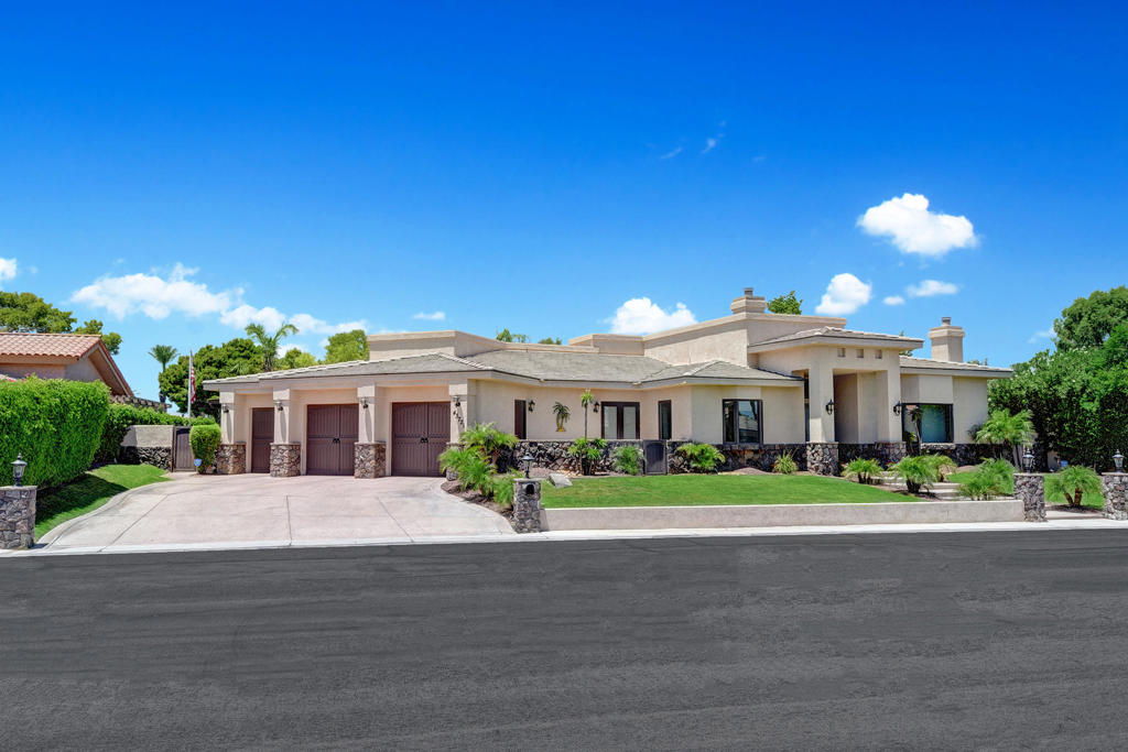 Residential Lease for rent at 43721 Chapelton Drive, Bermuda Dunes CA featuring 4 beds and 5 baths