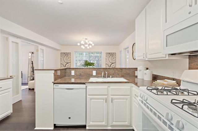 Residential Lease for rent at 518 Almer 2, Burlingame CA featuring 2 beds