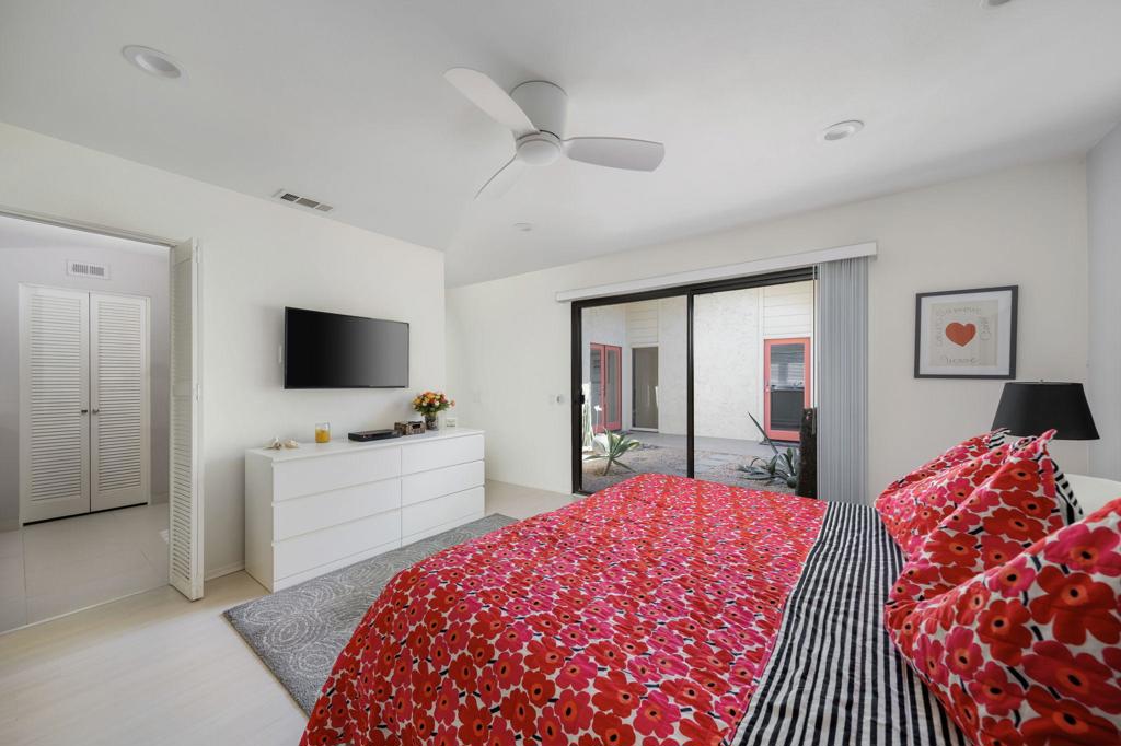 Residential Lease for rent at 46594 Arapahoe, Indian Wells CA featuring 3 beds and 3 baths