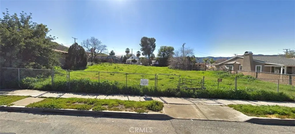 208 E Peck Street, Lake Elsinore, CA — listing photo 1