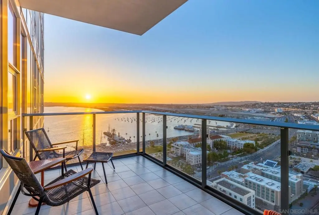 Single Family Residence for rent at 1388 Kettner Blvd 3002, San Diego, CA featuring 2 beds and 2 baths