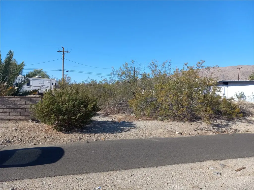 9 BASELINE AVE., 29 Palms, CA — listing photo 1