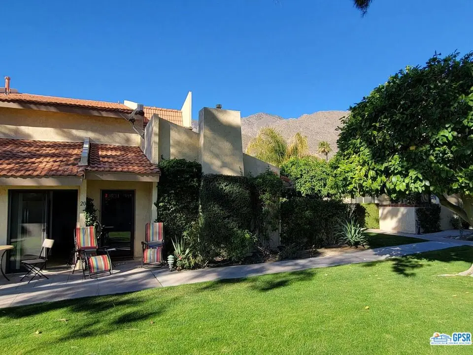 Residential Lease for rent at 2600 S Palm Canyon Drive 20, Palm Springs, Riverside County, CA featuring 2 beds and 2 baths
