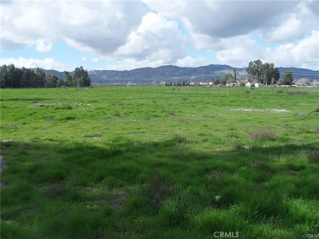 1545 N Ramona Boulevard, San Jacinto, CA — listing photo 1