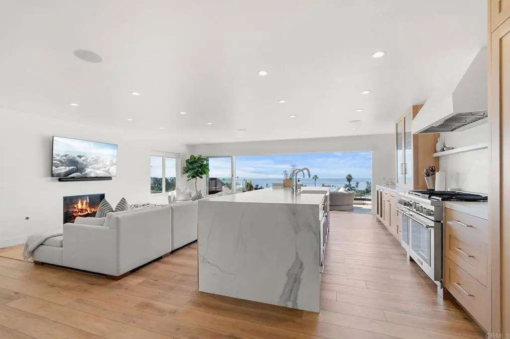 2172 Oxford Avenue, Cardiff By The Sea, CA — listing photo 1