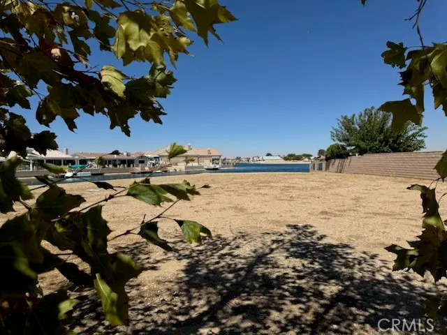26306 Fleet Lane, Helendale, CA — listing photo 1