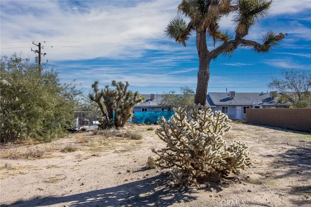 6329 Goleta Avenue, Yucca Valley, CA — listing photo 1
