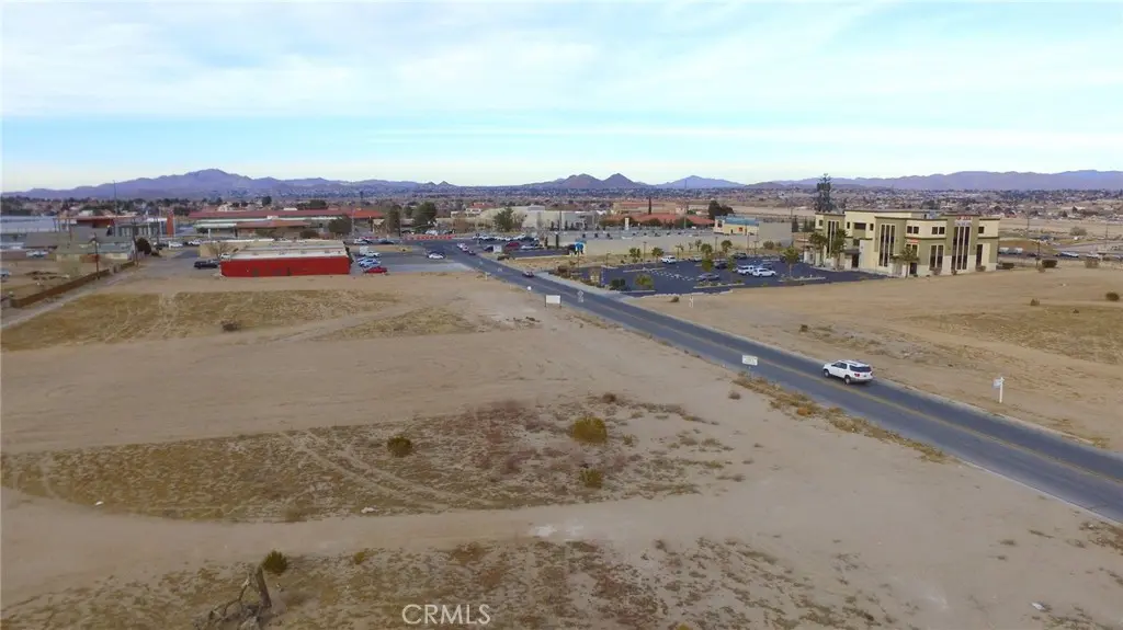 39914350 49 Jacaranda Avenue, Hesperia, CA — listing photo 1