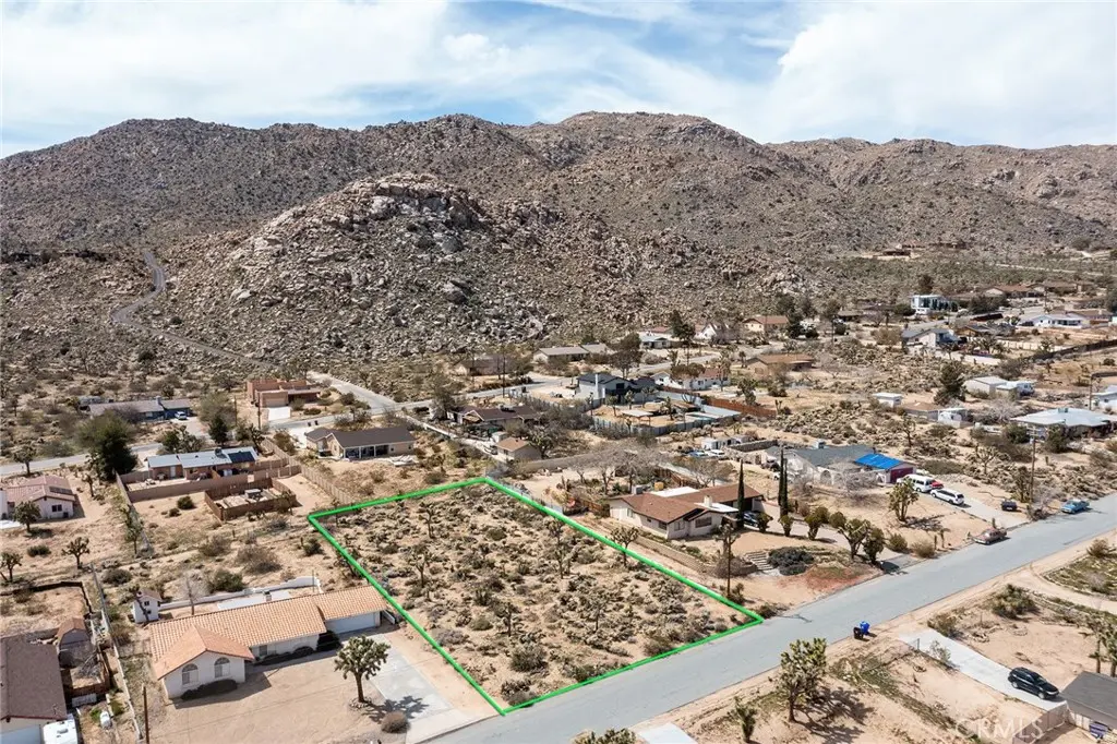 61100 Sandalwood Trail, Joshua Tree, CA — listing photo 1