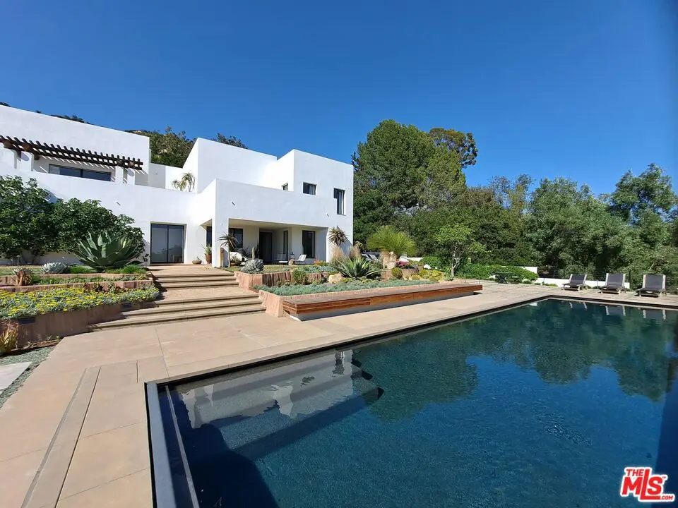 Residential Lease for rent at E Mountain Drive, Santa Barbara, Santa Barbara County, CA featuring 5 beds and 6 baths