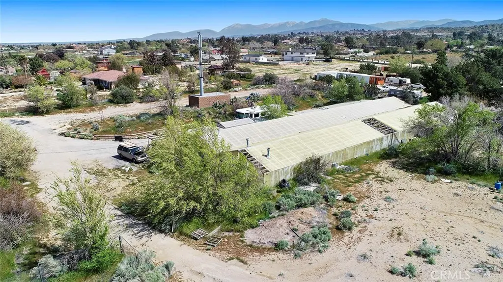 3636 Pearblossom Hwy, Palmdale, CA — listing photo 1