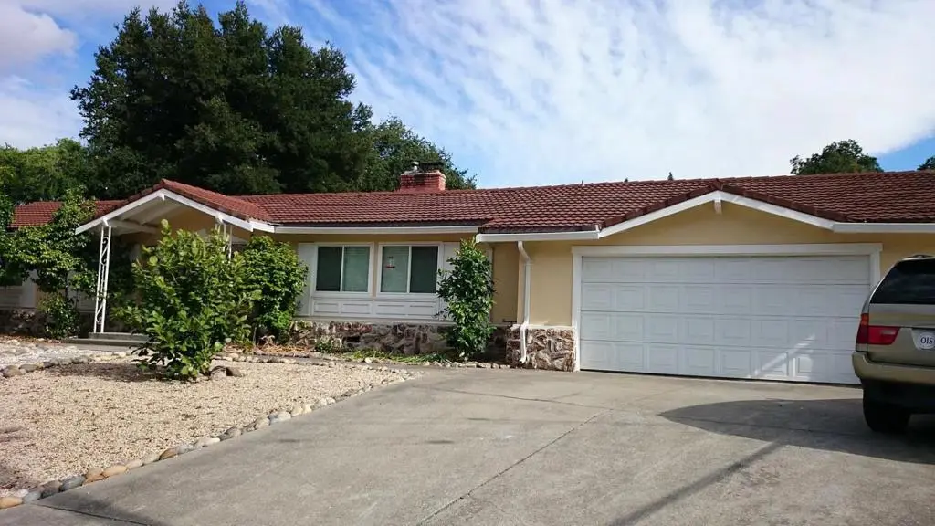 Residential Lease for rent at 185 Calle Nogales, Walnut Creek, CA featuring 4 beds and 2 baths