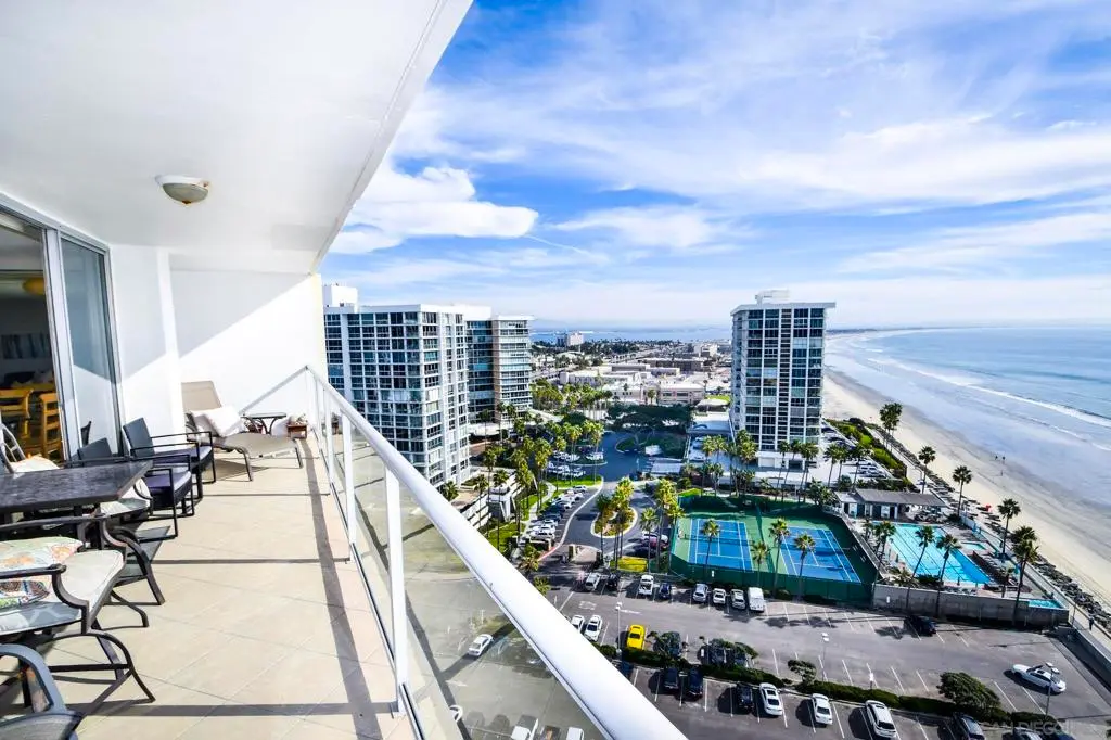 Single Family Residence for rent at 1780 Avenida Del Mundo 1508, Coronado, CA featuring 2 beds and 1 bath