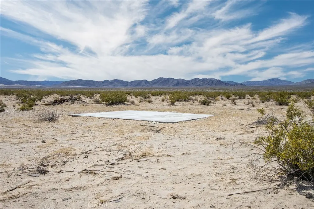 7600 Morning Star Road, 29 Palms, CA — listing photo 1