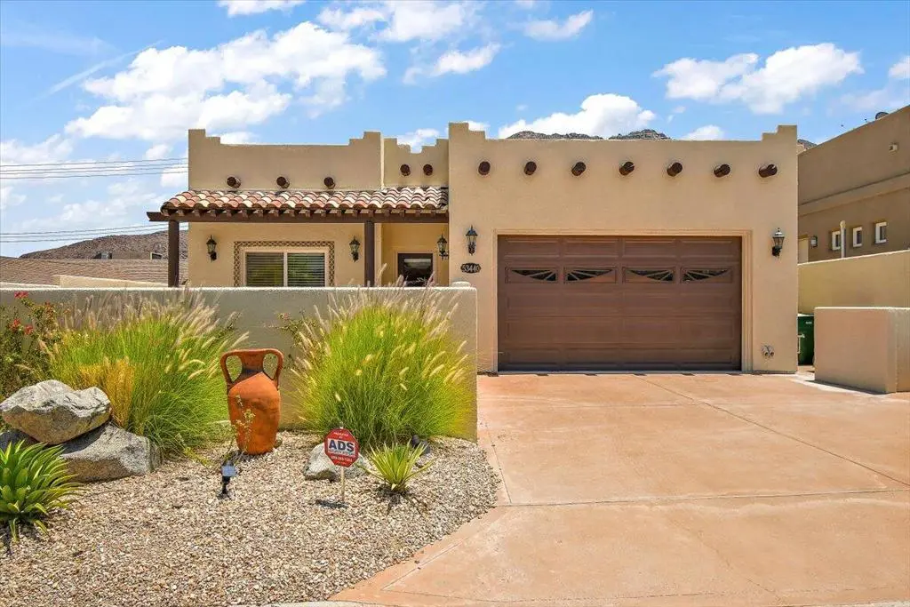 Residential Lease for rent at 53440 Avenida Villa, La Quinta, Riverside County, CA featuring 3 beds and 2 baths