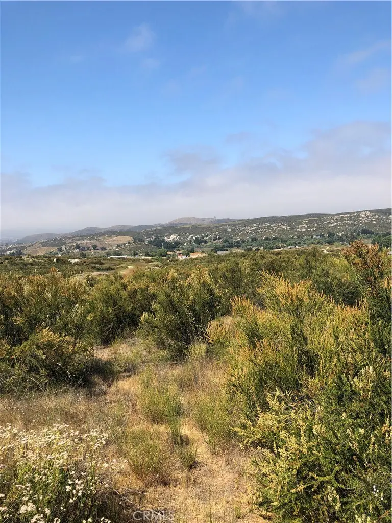 26 Rocky Knoll Road, Hemet, CA — listing photo 1