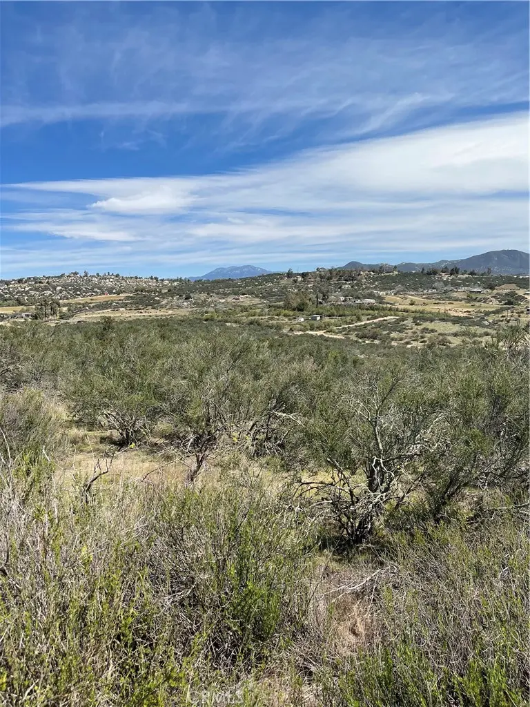 57 Madera Drive, Hemet, CA — listing photo 1