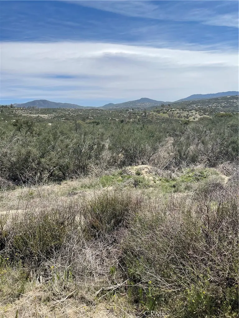 86 Madera Drive, Hemet, CA — listing photo 1