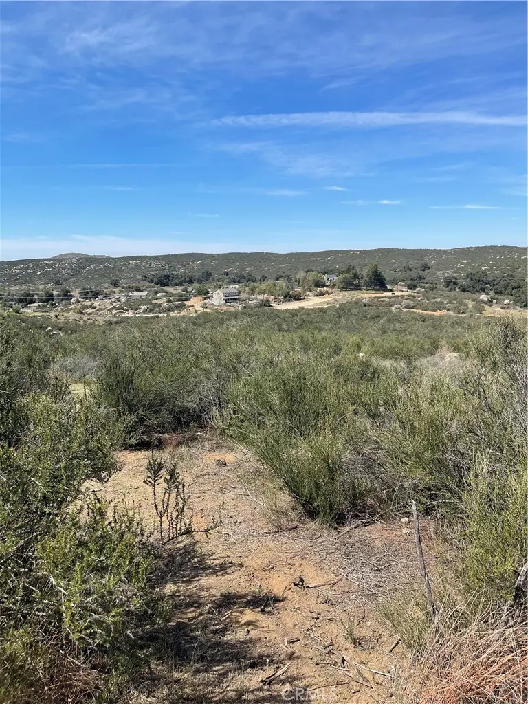 65 Madera Drive, Hemet, CA — listing photo 1