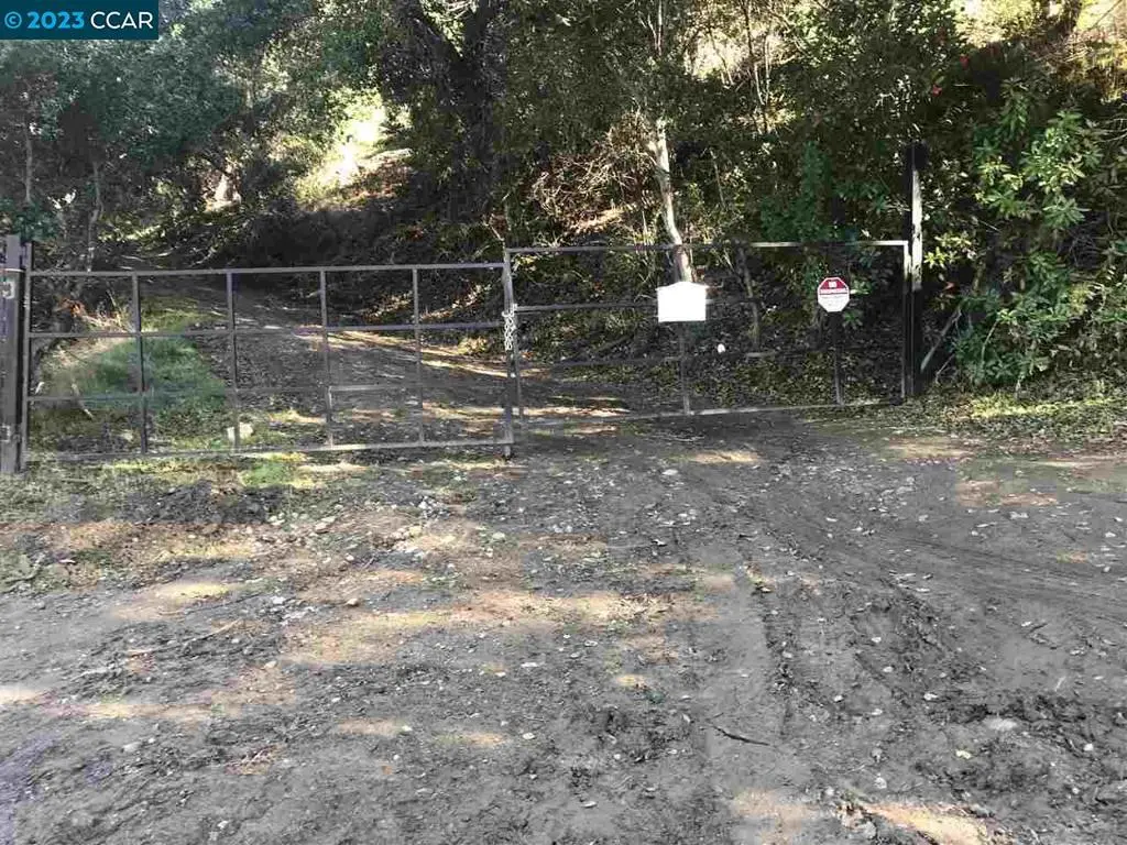 4937 Crow Canyon Rd, Castro Valley, CA — listing photo 1