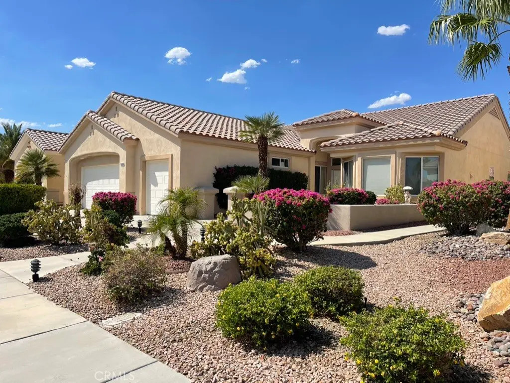 Residential Lease for rent at 35330 Rosemont Drive, Palm Desert, Riverside County, CA featuring 3 beds and 3 baths