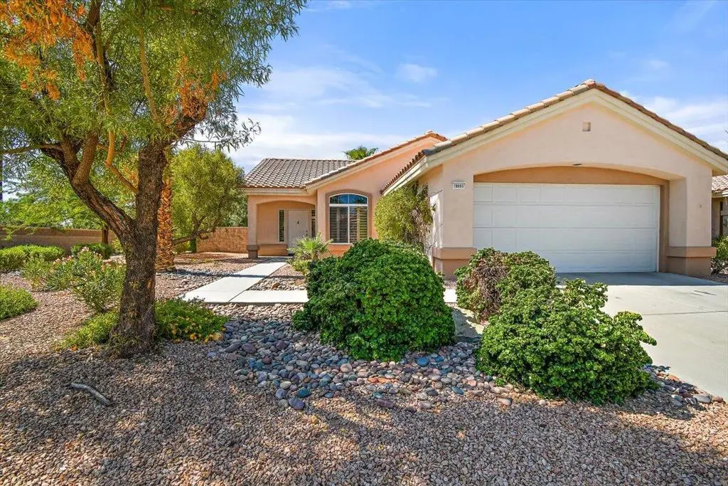 Residential Lease for rent at 78995 Champagne Lane, Palm Desert, Riverside County, CA featuring 2 beds and 2 baths