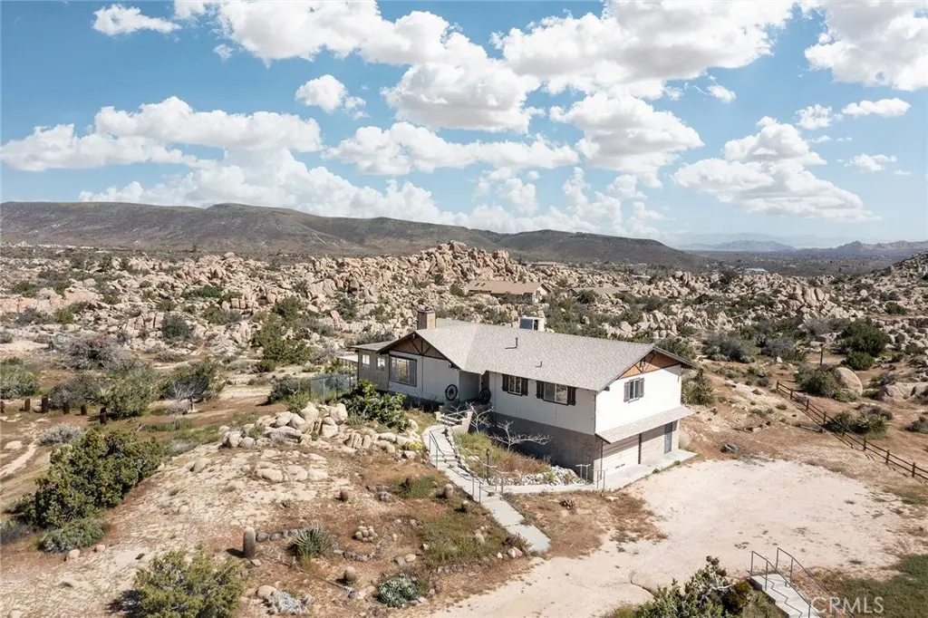 5550 Carlsbad Avenue, Yucca Valley, CA — listing photo 1