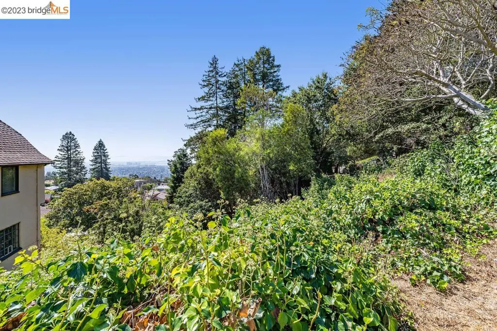 614 Cragmont Ave, Berkeley, CA — listing photo 1