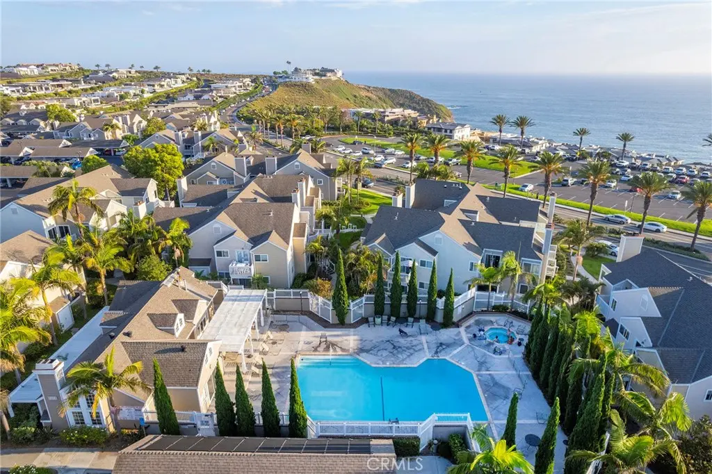 Condominium for rent at 34026 Selva Road 70, Dana Point, CA featuring 1 bed and 1 bath