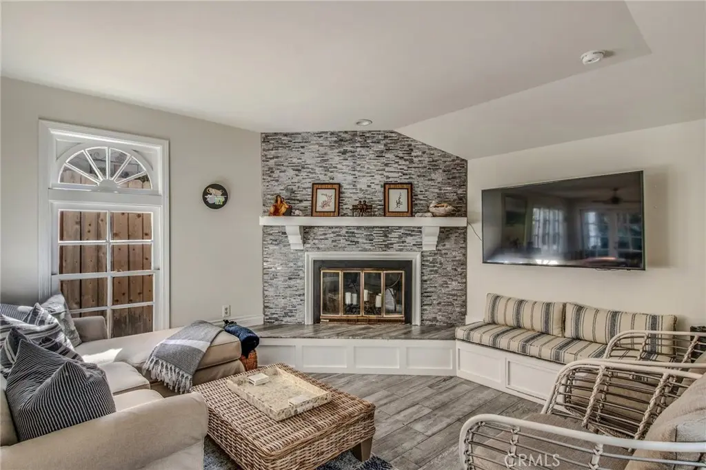 Single Family Residence for rent at 1165 Catalina, Laguna Beach, CA featuring 3 beds and 2 baths