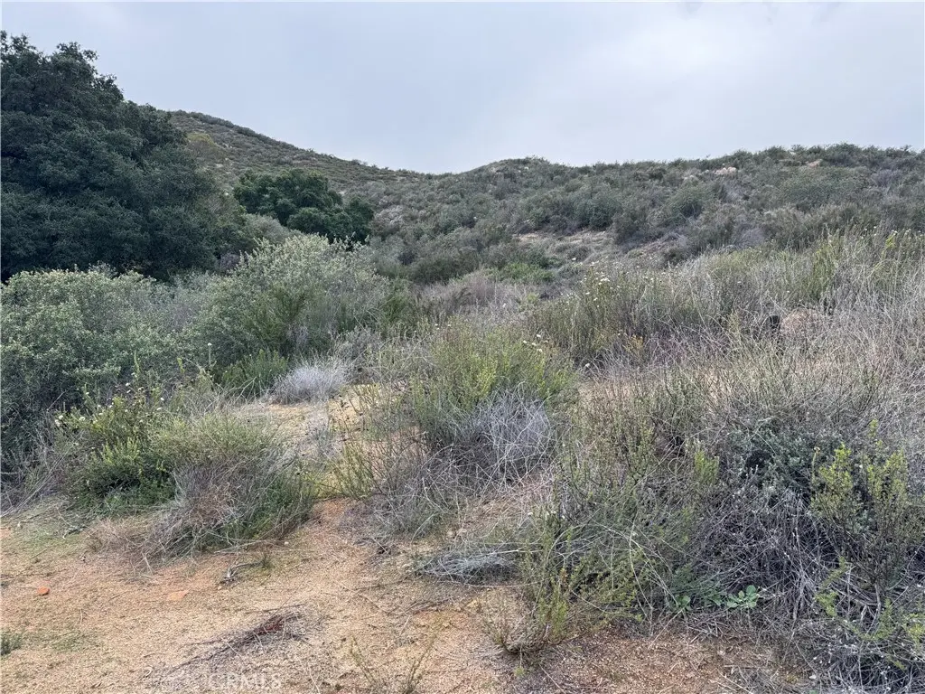 16 Orange, Menifee, CA — listing photo 1