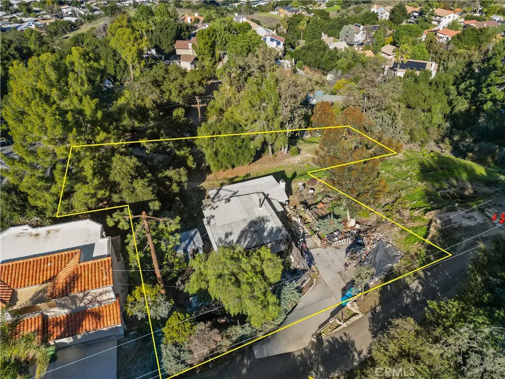 Single Family Residence for sale at 23671 Aster Trail, Calabasas, CA featuring 2 beds and 2 baths