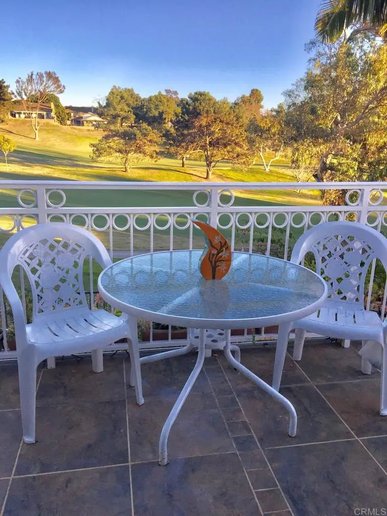 Single Family Residence for rent at 1418 Portofino Drive, Vista, CA featuring 4 beds and 3 baths