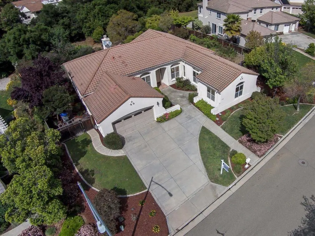Single Family Residence for sale at 2713 Scenic Meadow Court, San Jose, CA featuring 4 beds and 3 baths