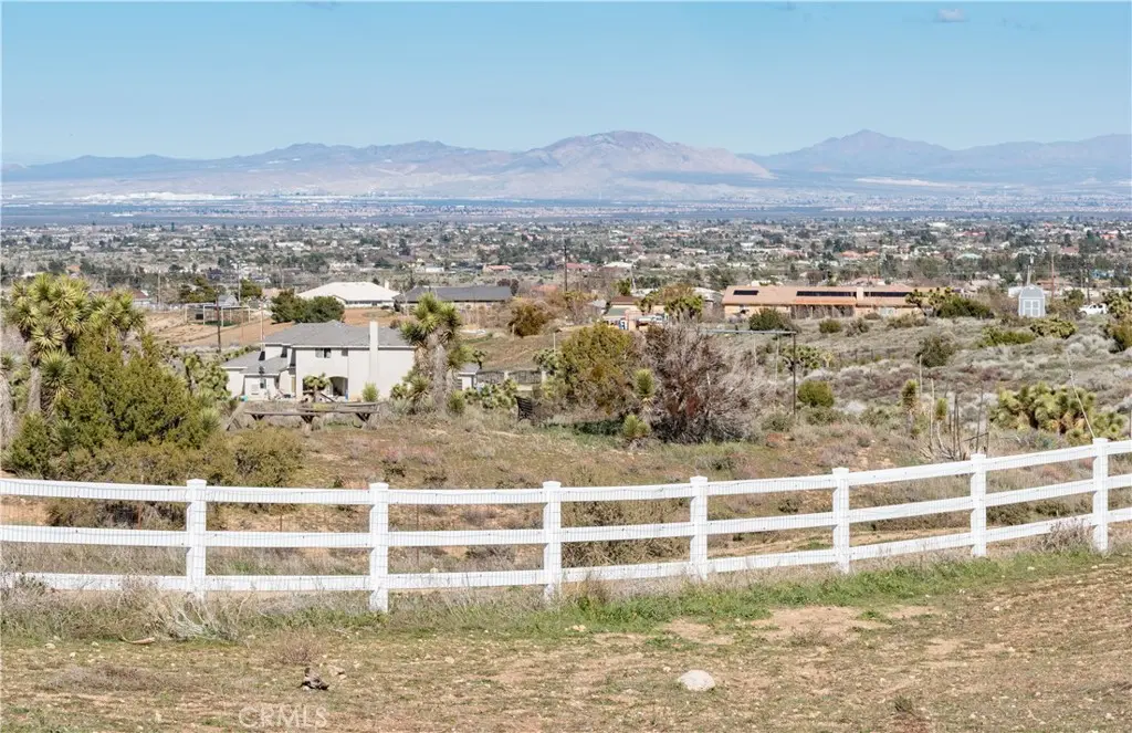 3 Cygnet Road, Phelan, CA — listing photo 1