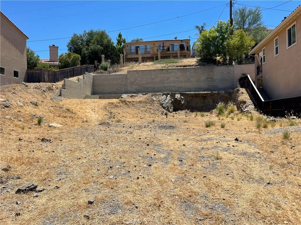 21943 San Joaquin, Canyon Lake, CA — listing photo 1