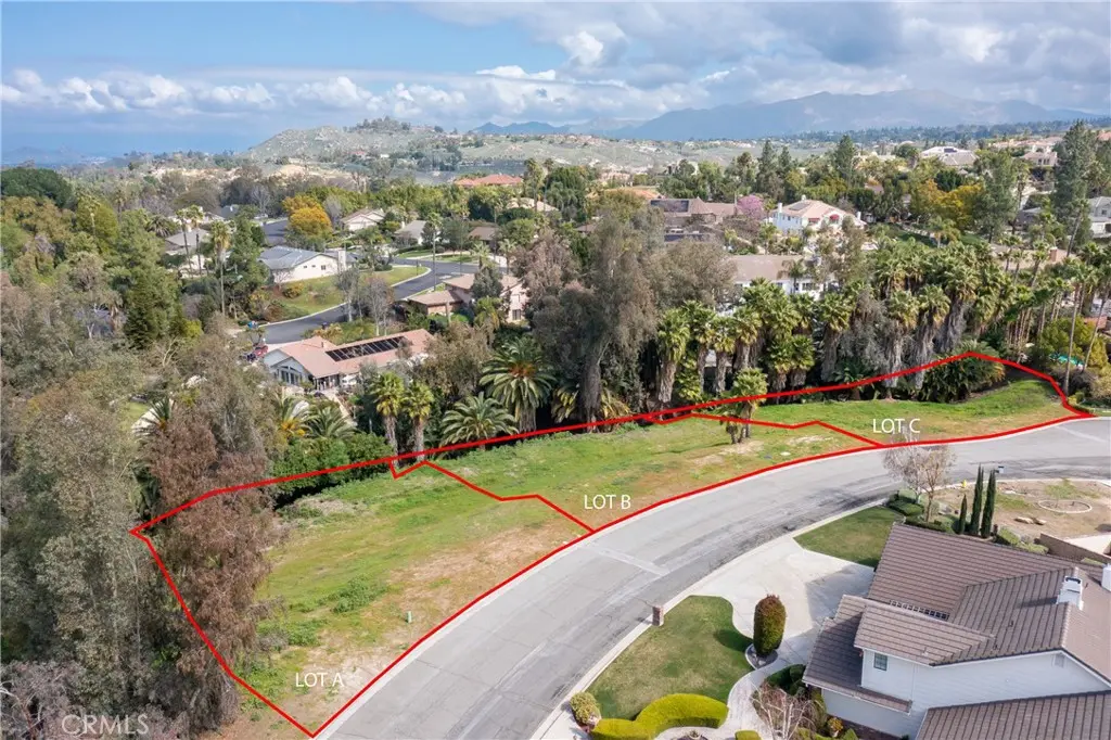 1389 Ocotillo Drive, Riverside, CA — listing photo 1