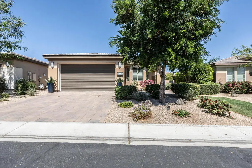 Residential Lease for rent at 82820 Kingsboro Lane, Indio, Riverside County, CA featuring 2 beds and 2 baths