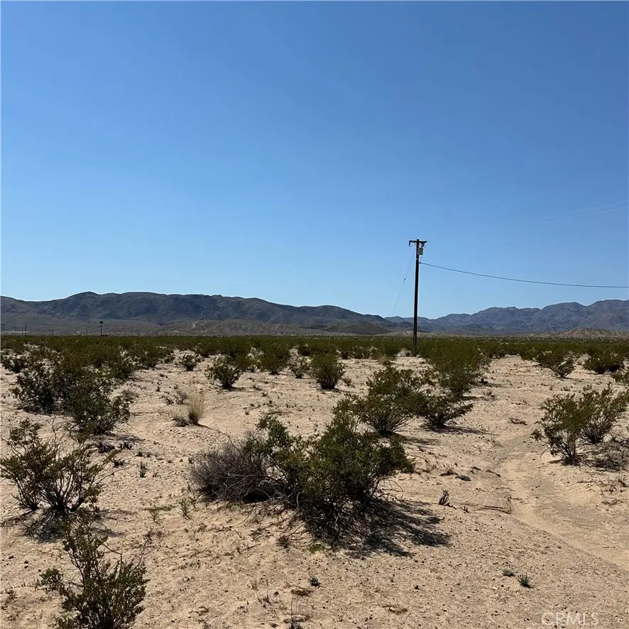 1234 El Paseo, 29 Palms, CA — listing photo 1