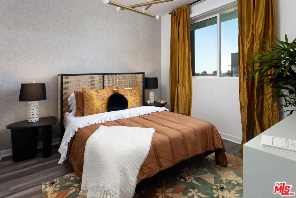 Apartment for rent at 1100 Steely 1333, Irvine, CA featuring 2 beds and 2 baths