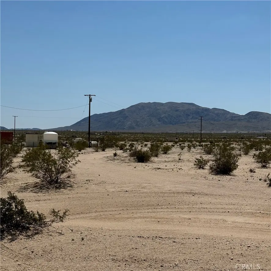 1142 Samarkand Drive, 29 Palms, CA — listing photo 1