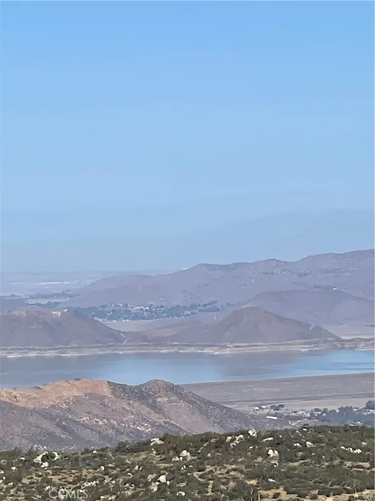 34139 Tanager Way, Hemet, CA — listing photo 1